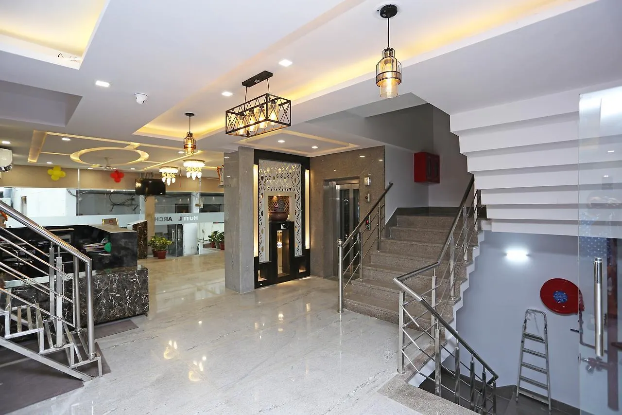 Hotel Arch Neu-Delhi 4*,