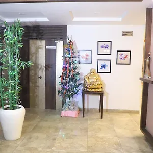Genx Le Crescent Ghaziabad
