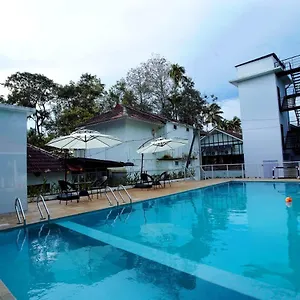 Resort Bamboo Lagoon Backwater Front ***