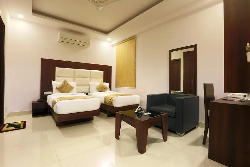 Hotel Arch - Near Aerocity New Delhi