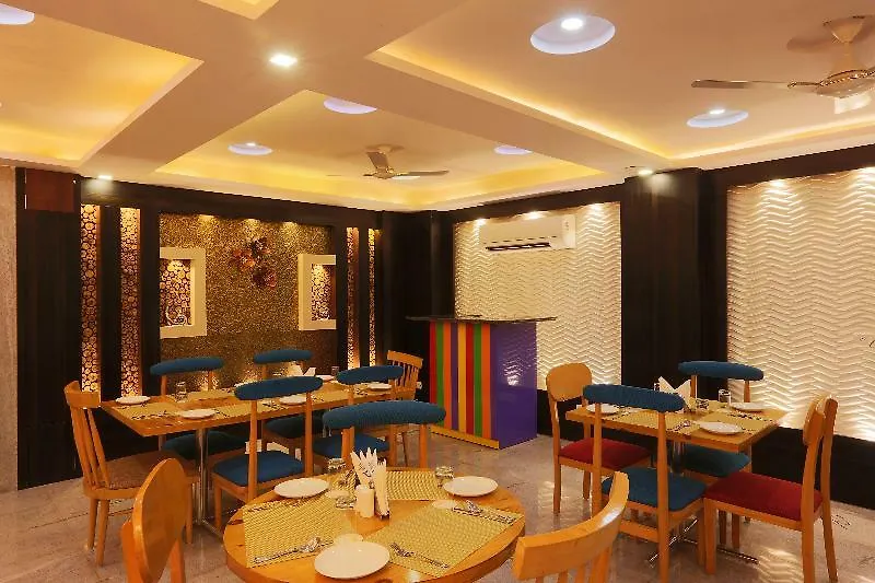 Hotel Arch - Near Aerocity New Delhi